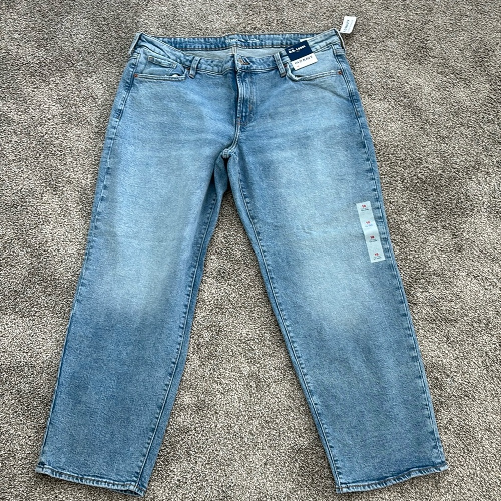 NWT Old Navy Women’s Jeans. O.G. Loose Size 18